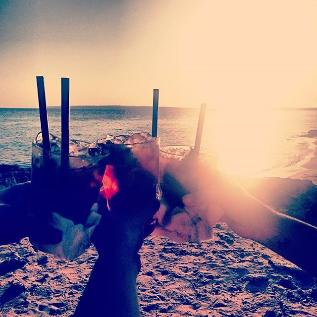 "Mojito time.. Junto a un atardecer espectacular". Formentera. FOTO: @annamgs 