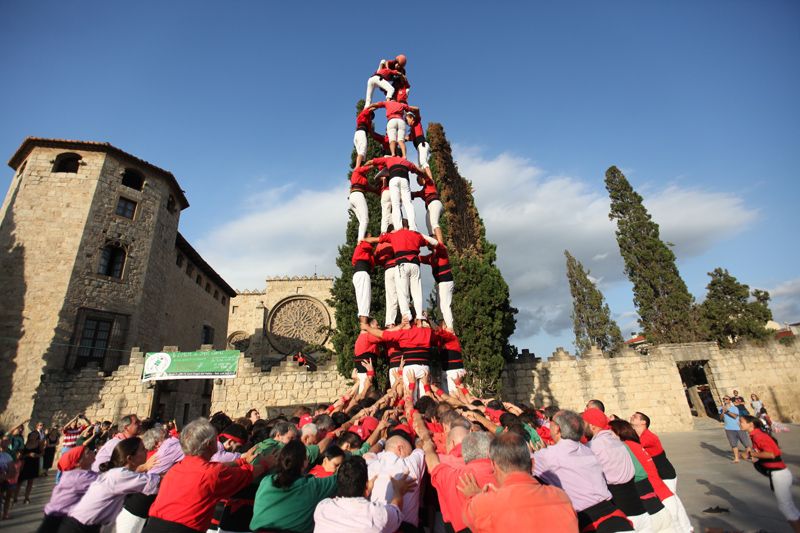 Els Castellers de Barcelona durant la seva actuació. FOTO: Lali Puig