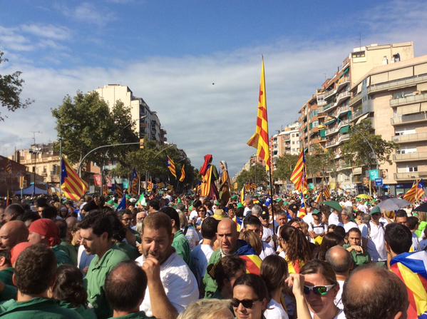 L'espera s'ha amenitzat amb música i càntics dels participants. FOTO: Cinta Caballé