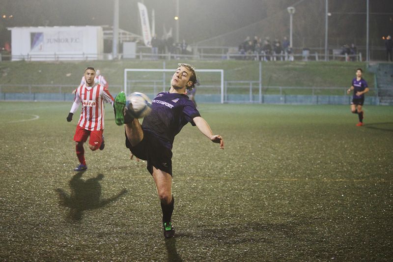 Guillem Pérez, molt actiu durant tot el partit, ha estat expulsat. FOTO: Lali Puig