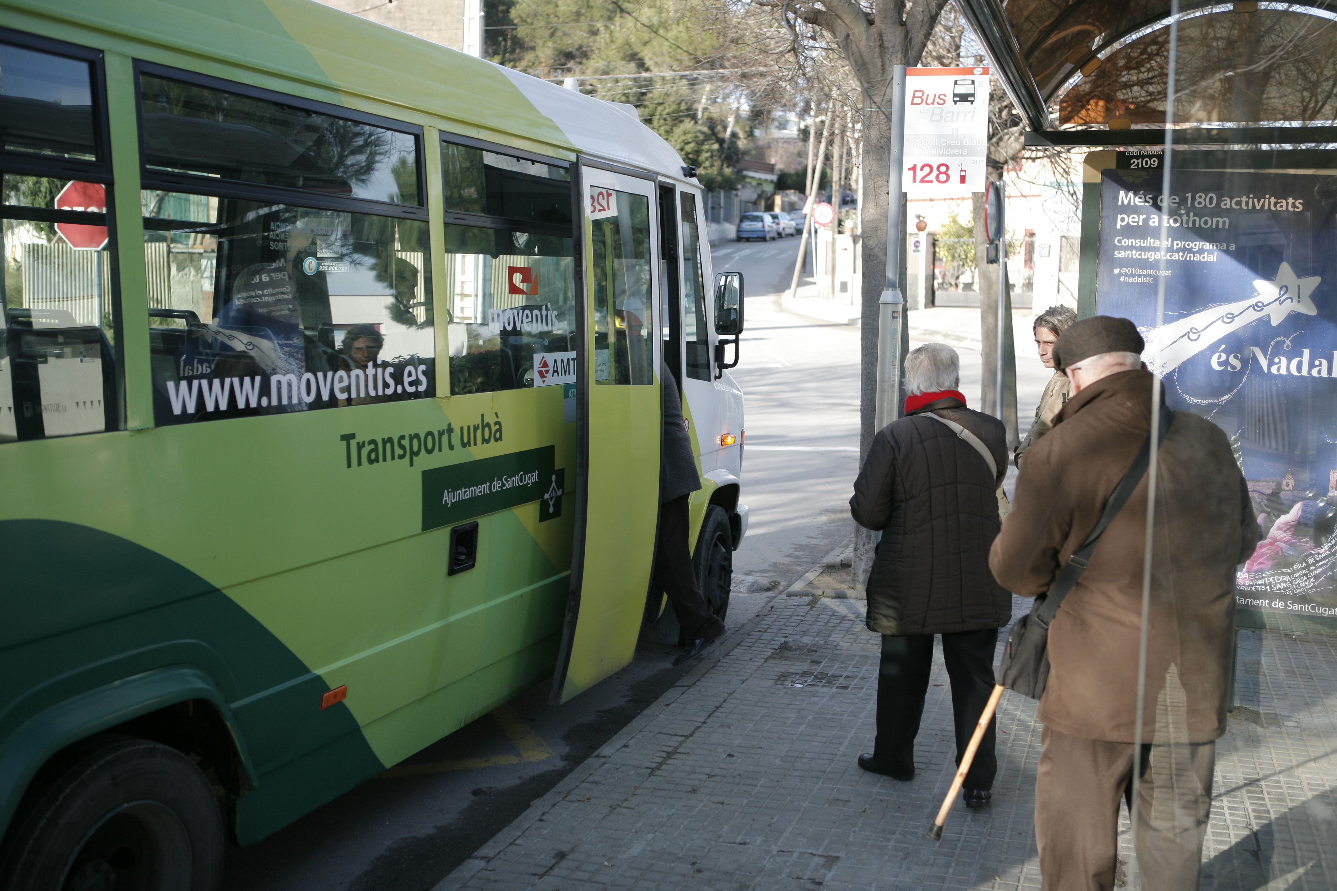 Parada de bus a les Planes FOTO: Artur Ribera