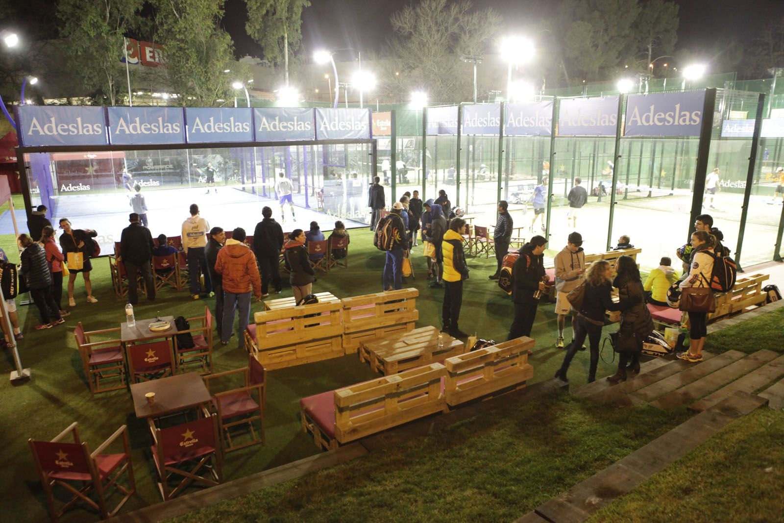 Entre setmana, els partits es juguen a partir de les 20 hores FOTO: Artur Ribera