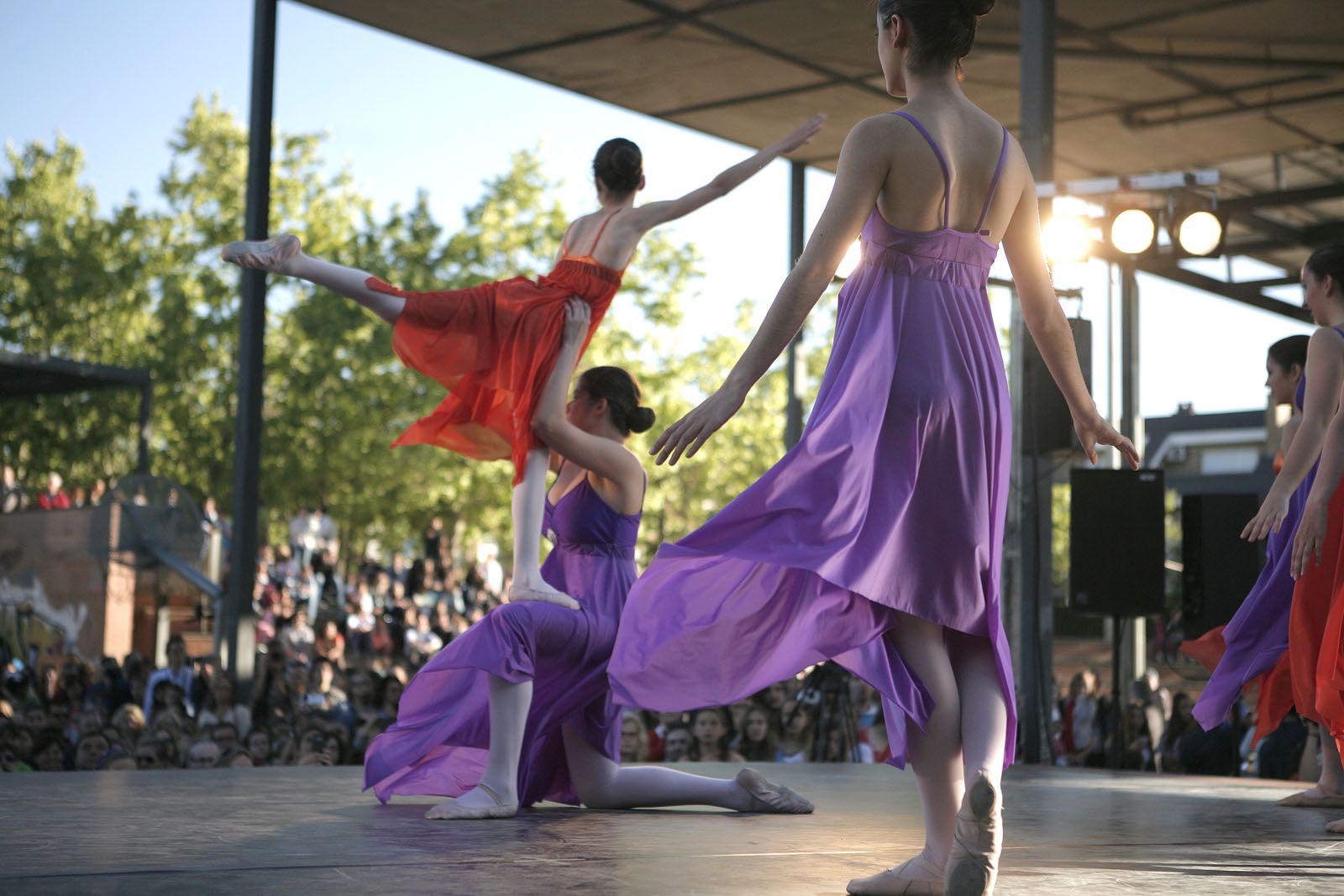 La dansa ja es fa notar aquest cap de setmana  FOTO: Artur Ribera