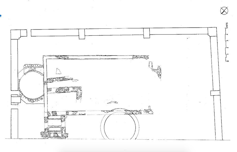 Imatge de la planimetria feta pels arqueòlegs de la basílica amb la reforma del absis en forma de ferradura i les restes de l’interior. Immaculada Camps. ‘Gausac’, núm. 10. , juny del 1997