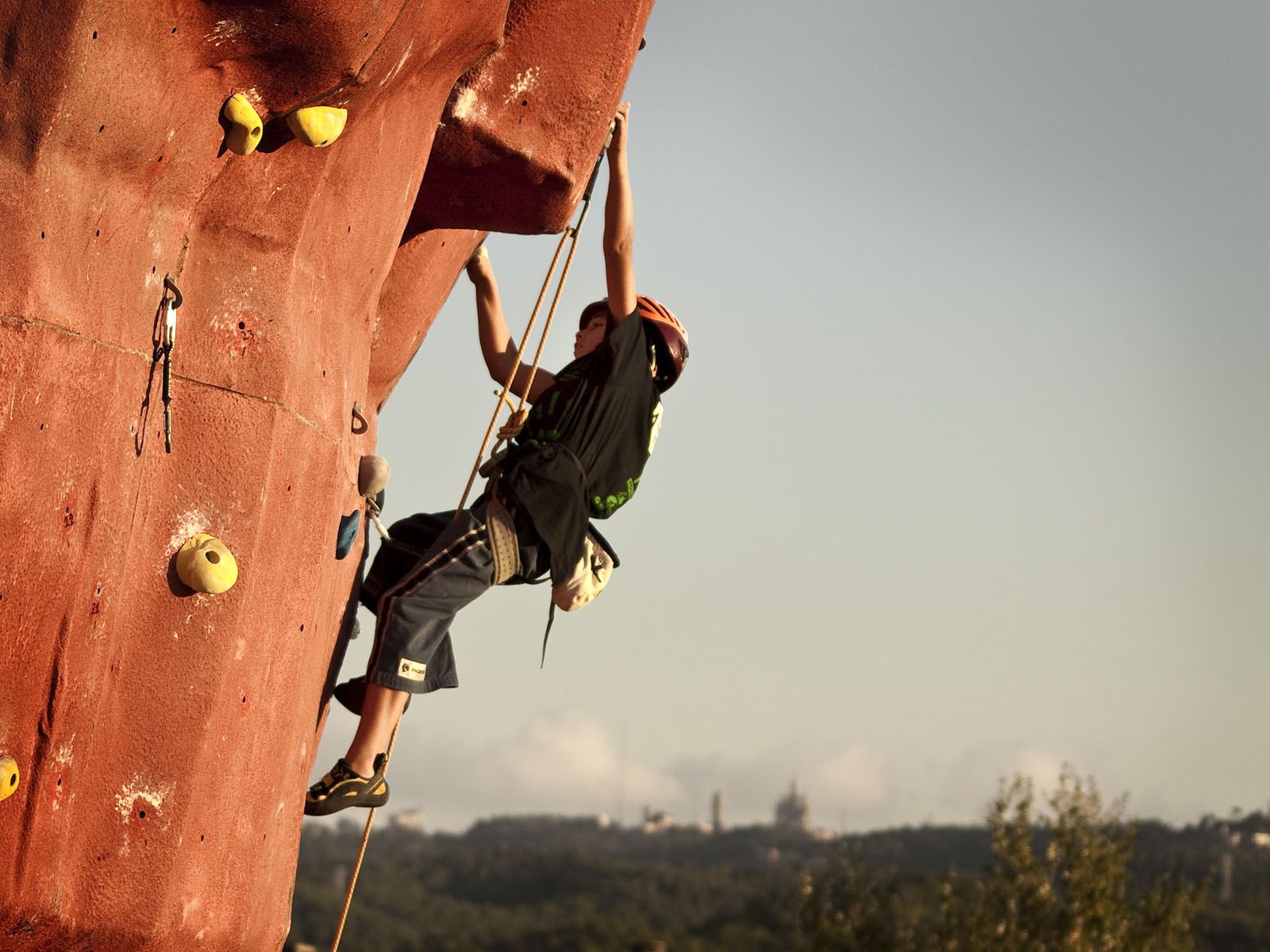 Escalant al rocódrom FOTO: Artur Ribera