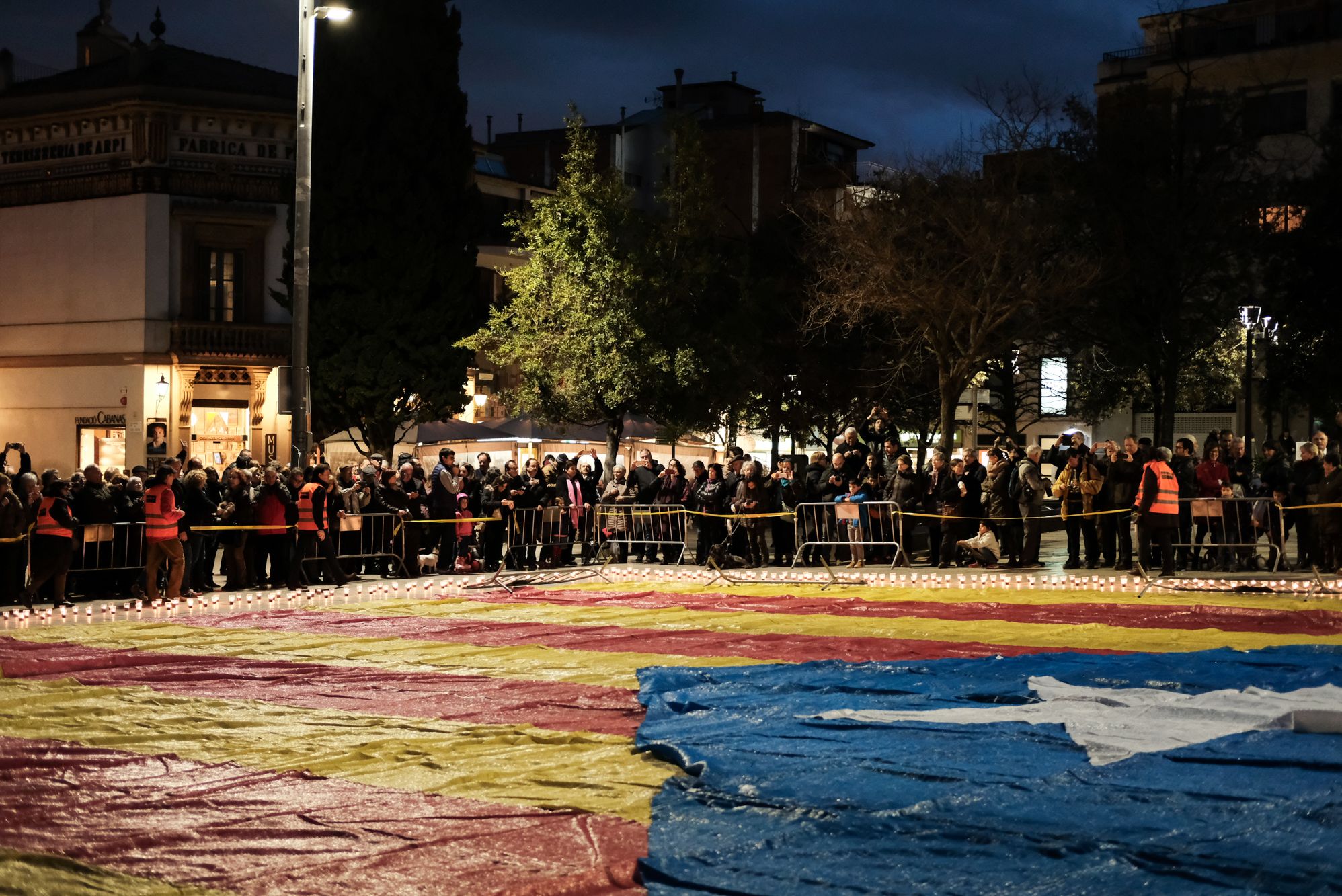 300 santcugatencs han mostrat el seu suport a Mas, Ortega i Rigau FOTO: Ale Gómez