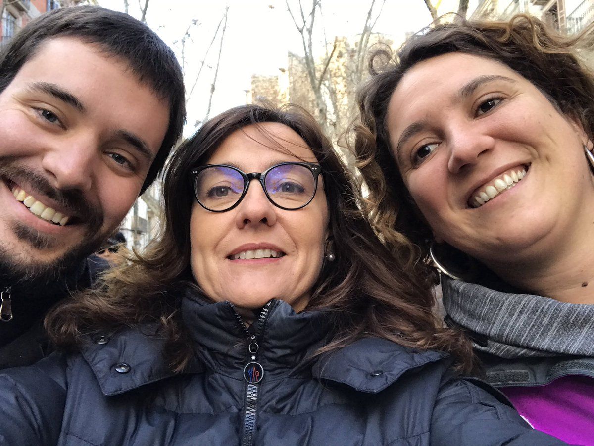 El senador santcugatenc d'ERC, Bernat Picornell, l'alcaldessa de Sant Cugat, Mercè Conesa, i la portaveu de la CUP a l'Ajuntament, Núria Gibert FOTO: Twitter/Mercè Conesa