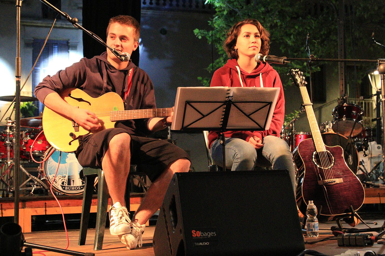 La música d'"Eli i Berru" va amenitzar el sopar FOTO: Lali Álvarez