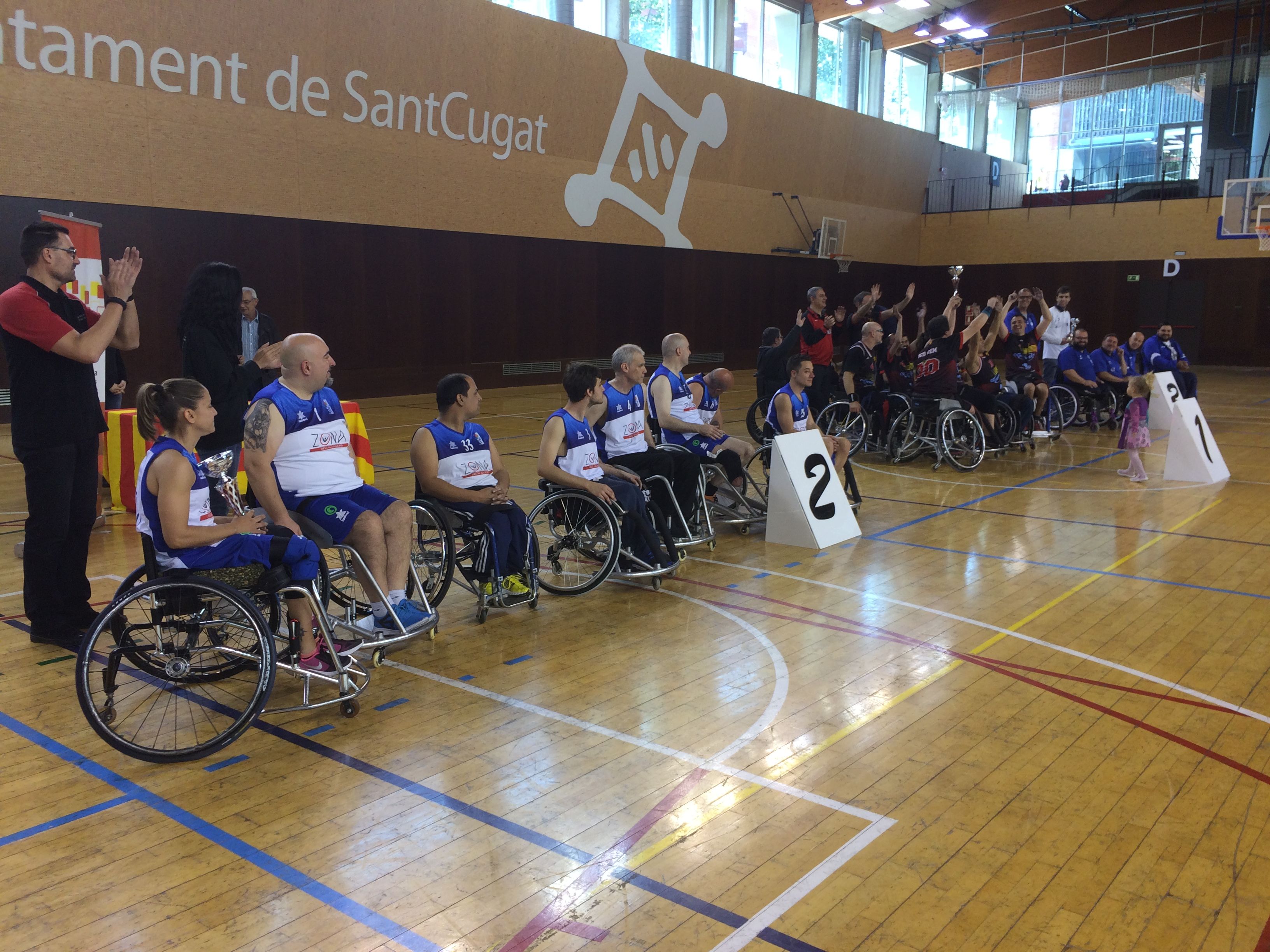 El Club Bàsquet Granollers, el BCR CEM L'Hospitalet i el CB Bamestad de Castelló, els tres primers classificats. FOTO: À. L. P.