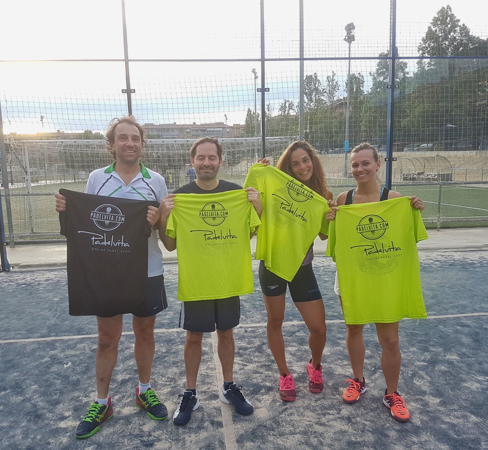 Les parelles campiones del Torneig de Pàdel de Festa Major. FOTO: Teampartners