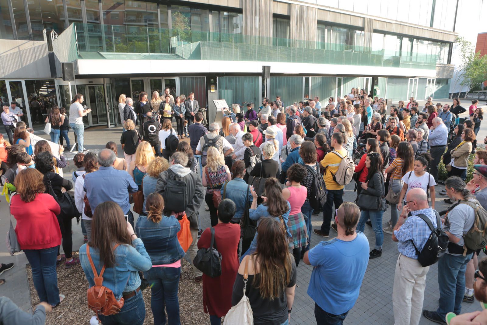 Unes 200 persones s'hna manifestat FOTO: Artur Ribera