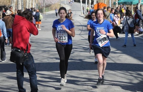 A les 5 Milles Femenines de Valldoreix han participat atletes de totes les edats