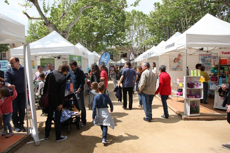 Activitats i stands durant el Sant Cugat Experience a la Plaça Barcelona. FOTOS: Lali Puig