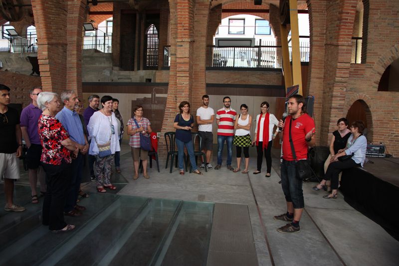 'El català t'obre portes': Trobada d'alumnes de català al Celler Modernista. FOTOS: Lali Puig