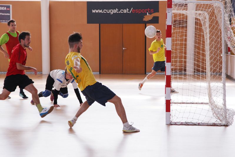 32a Marató de Futbol Sala al Pavelló de La Floresta. FOTOS: Lali Puig