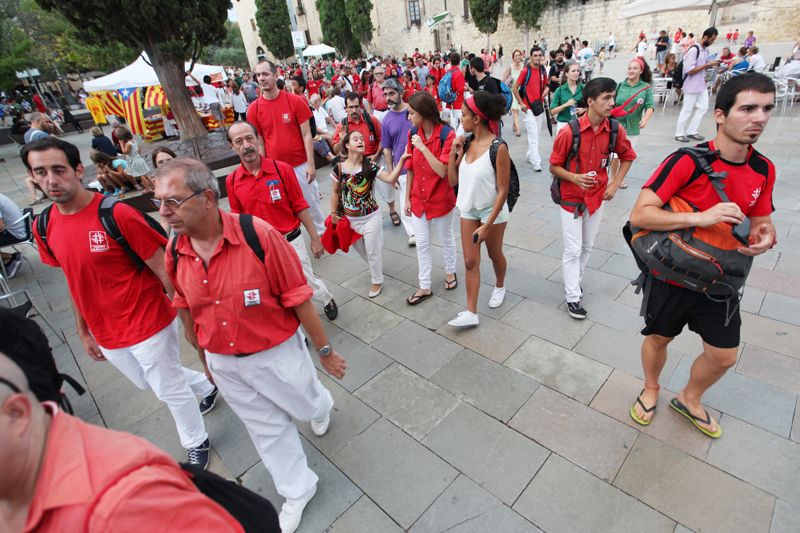 Cercavila des de la Plaça d'Octavià fins a la Plaça Barcelona. FOTOS: Lali Puig