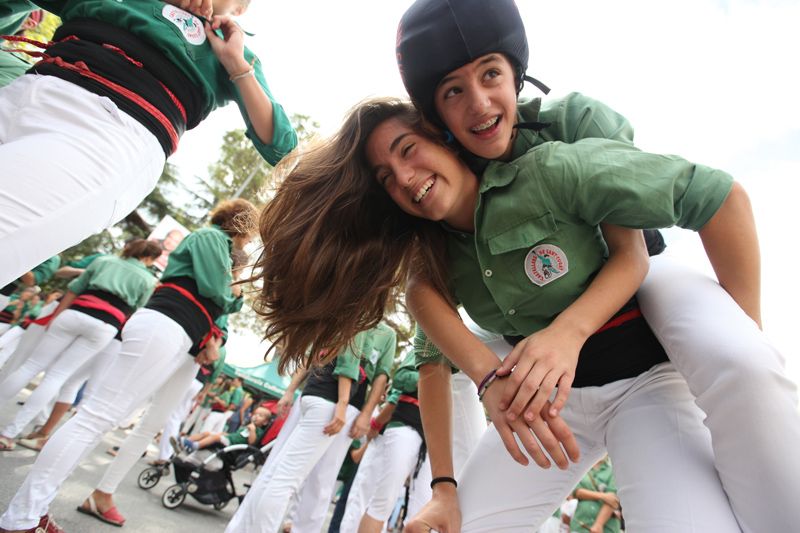 Trobada Castellera a la Plaça de l'Estació. FOTOS: Lali Puig