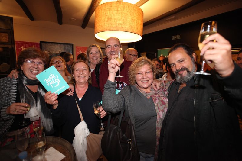 'Junts pel si' celebra la nit electoral a El Mesón. FOTOS: Lali Puig