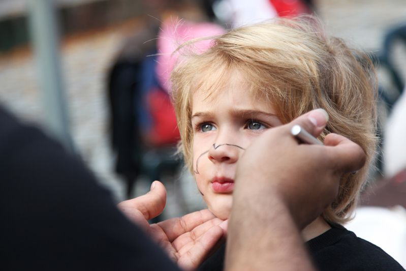 Festa Major del Barri del Monestir: animació infantil a la Plaça de Sant Francesc. FOTOS: Lali Puig