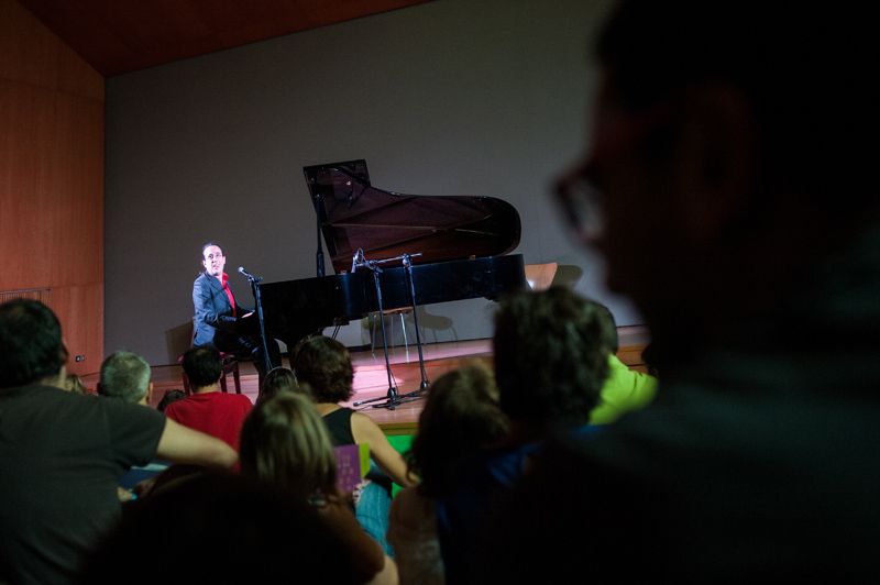 Lluis Coloma a l'Aula Magna. FOTO: Víctor Parreño