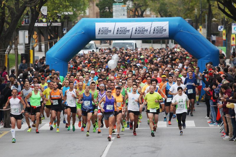     Sortida de la Mitja Marató, 21 km. FOTO: Lali Puig