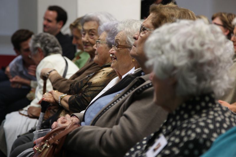 Inauguració de la seu de l’Associació d’Amics de la Gent Gran a la Casa de Cultura. FOTOS: Lali Puig