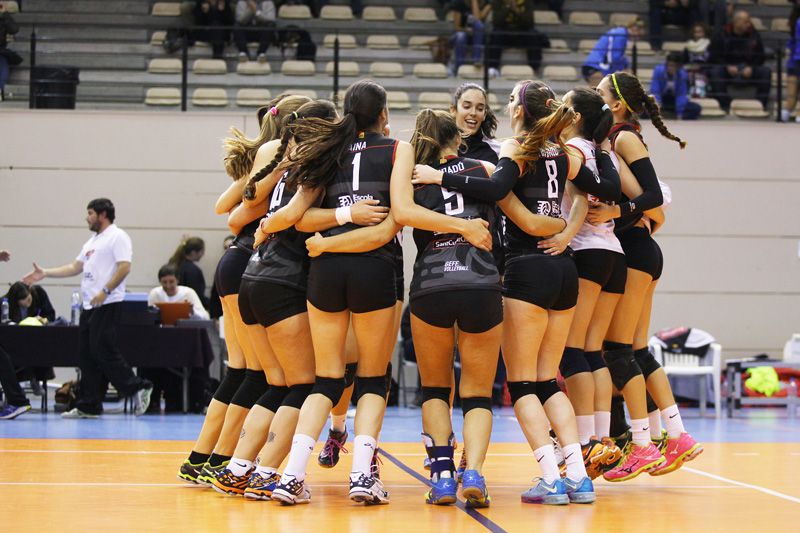 Voleibol: DSV CV Sant Cugat vs UCAM Volley Murcia al Pavelló de Valldoreix.  FOTOS: Lali Puig