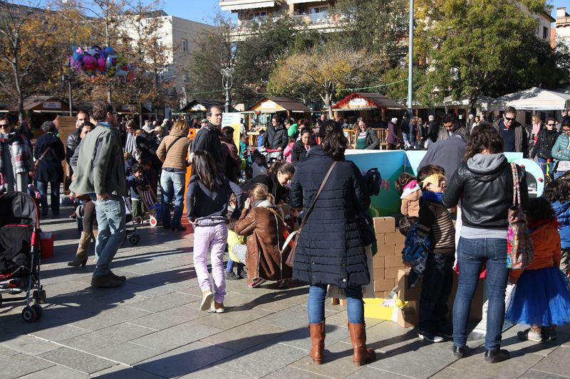 ‘Obre els ulls’ contra la violència de gènere  a la Plaça d’Octavià. FOTOS: Lali Puig