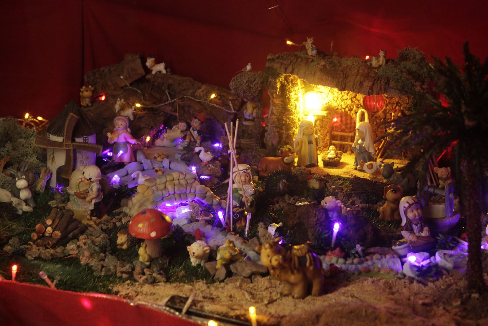 Pessebre del carrer del Carme. FOTO: Artur Ribera