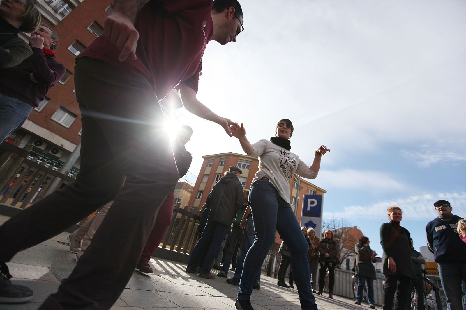 Swing al carrer a la Plaça de Can Quitèria. FOTOS: Lali Puig