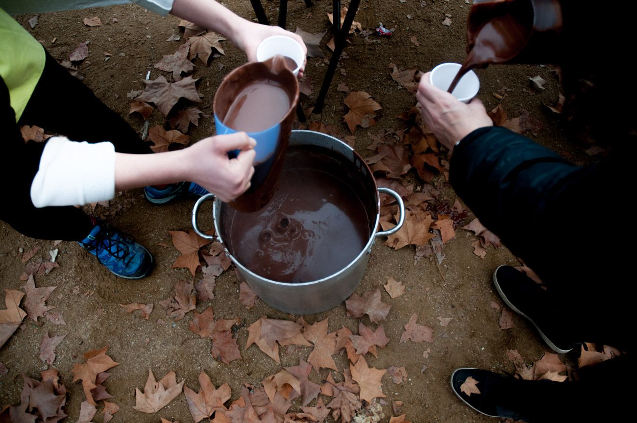 Xocolatada de les comparses infantils. FOTO: David Molina