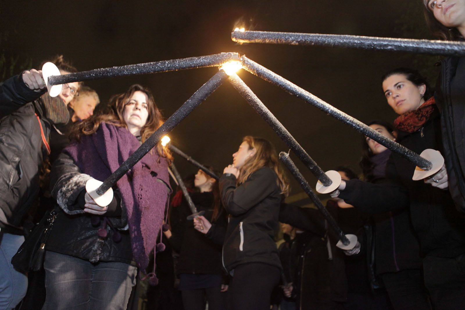 Marxa de torxes en contra els feminicidis FOTO: Artur Ribera