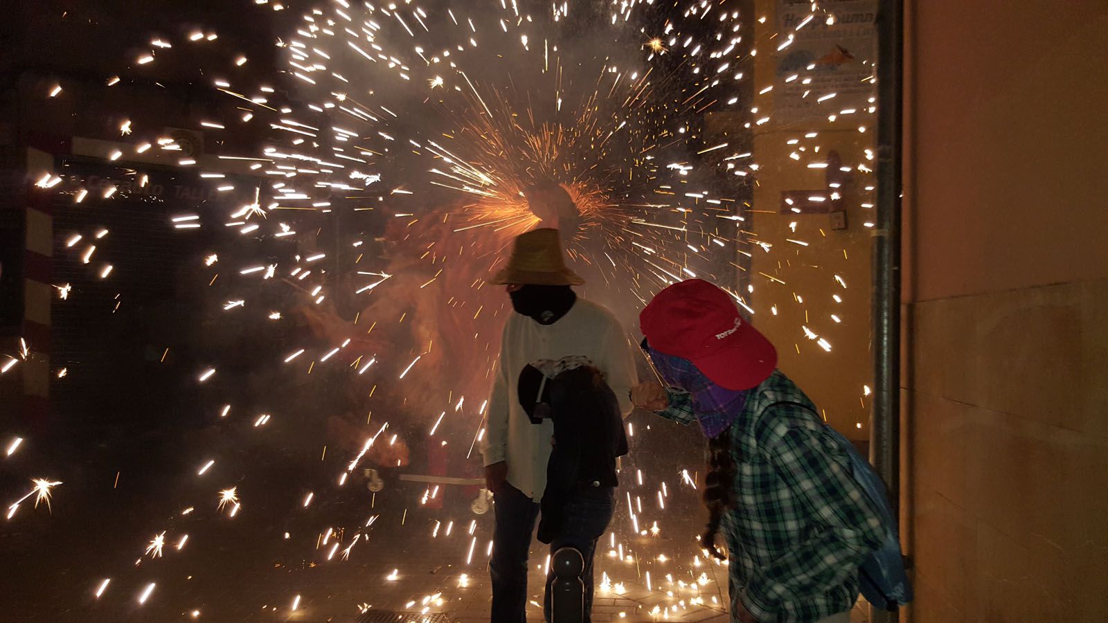 Correfoc de festa major 2016   Janet Cateriano Ortiz