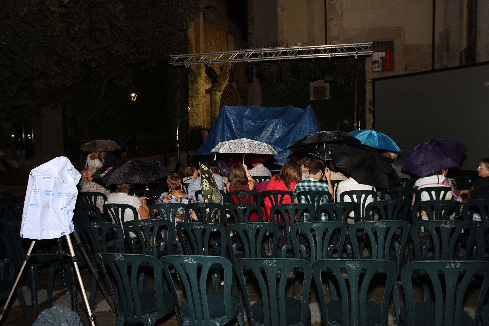 La nit va començar així però, mai es va donar per vençut FOTO: Haidy Blanch