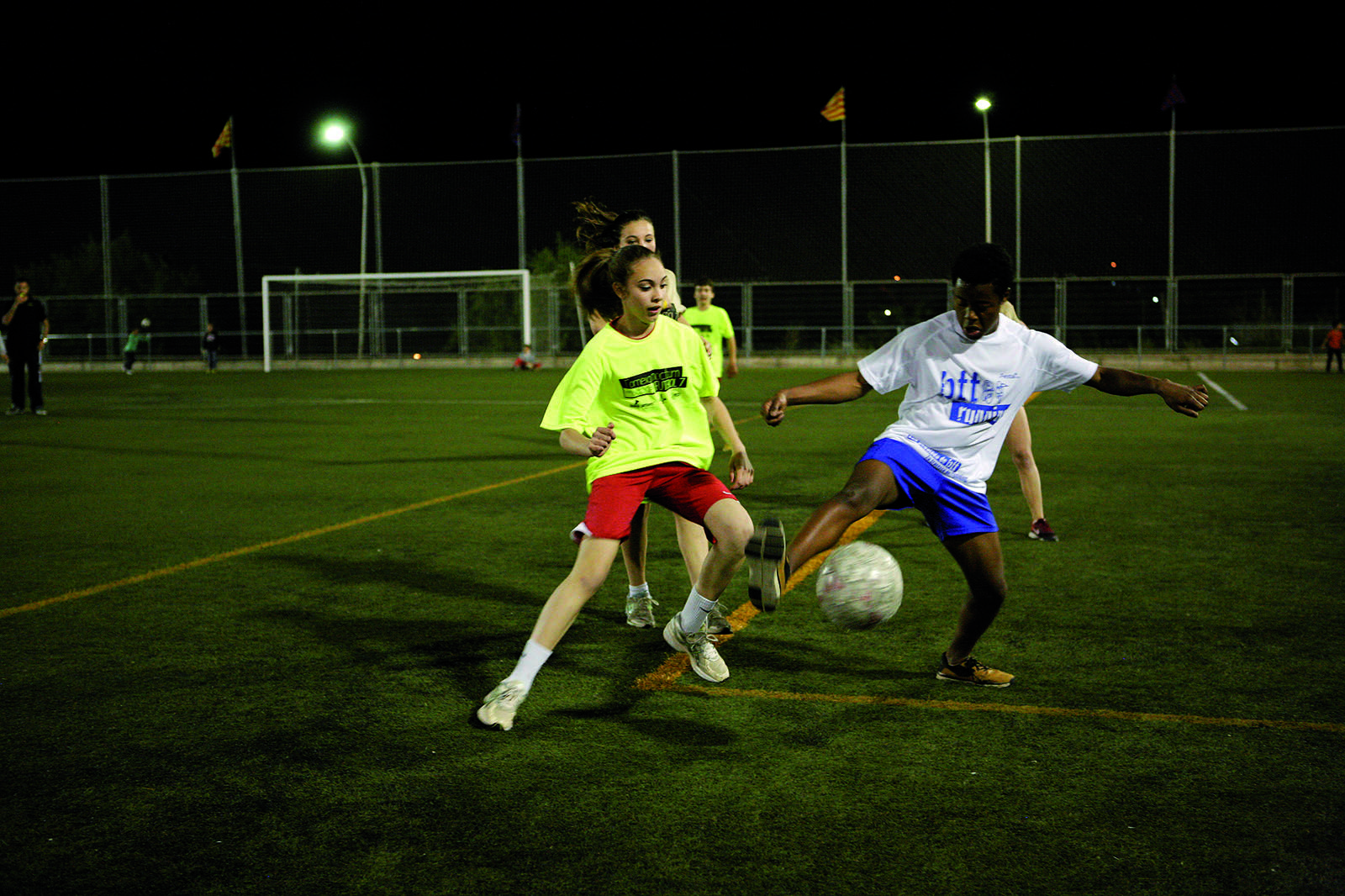 Torneig Nocturn Mixt de Futbol-7 FOTO: Artur Ribera