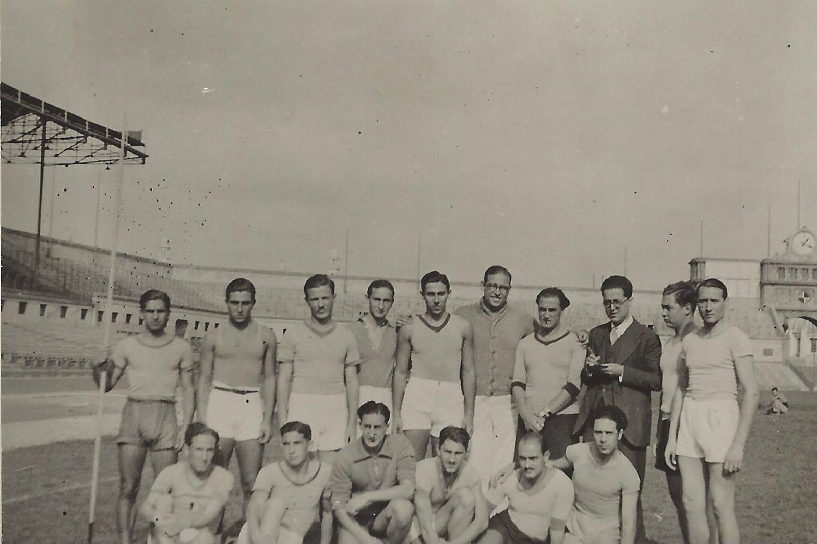 1935 atletes a l'estadi de montjuïc