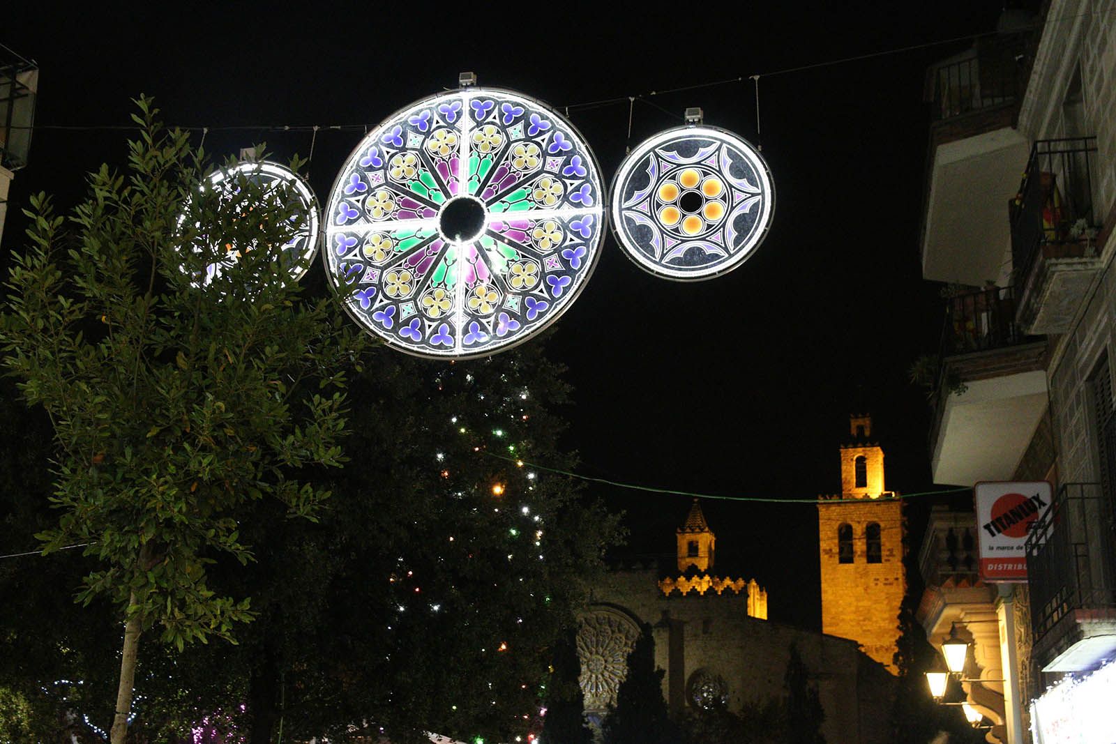 Llums de Nadal a Sant Cugat Foto: Lali Álvarez