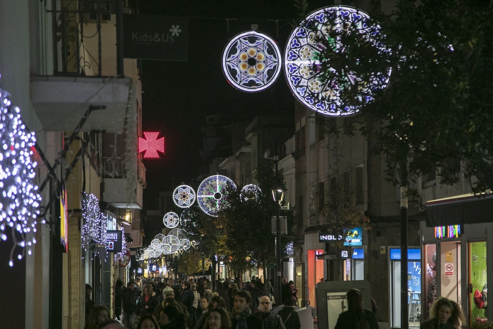 Així es prepara Sant Cugat pel Nadal. FOTO: Lali Puig