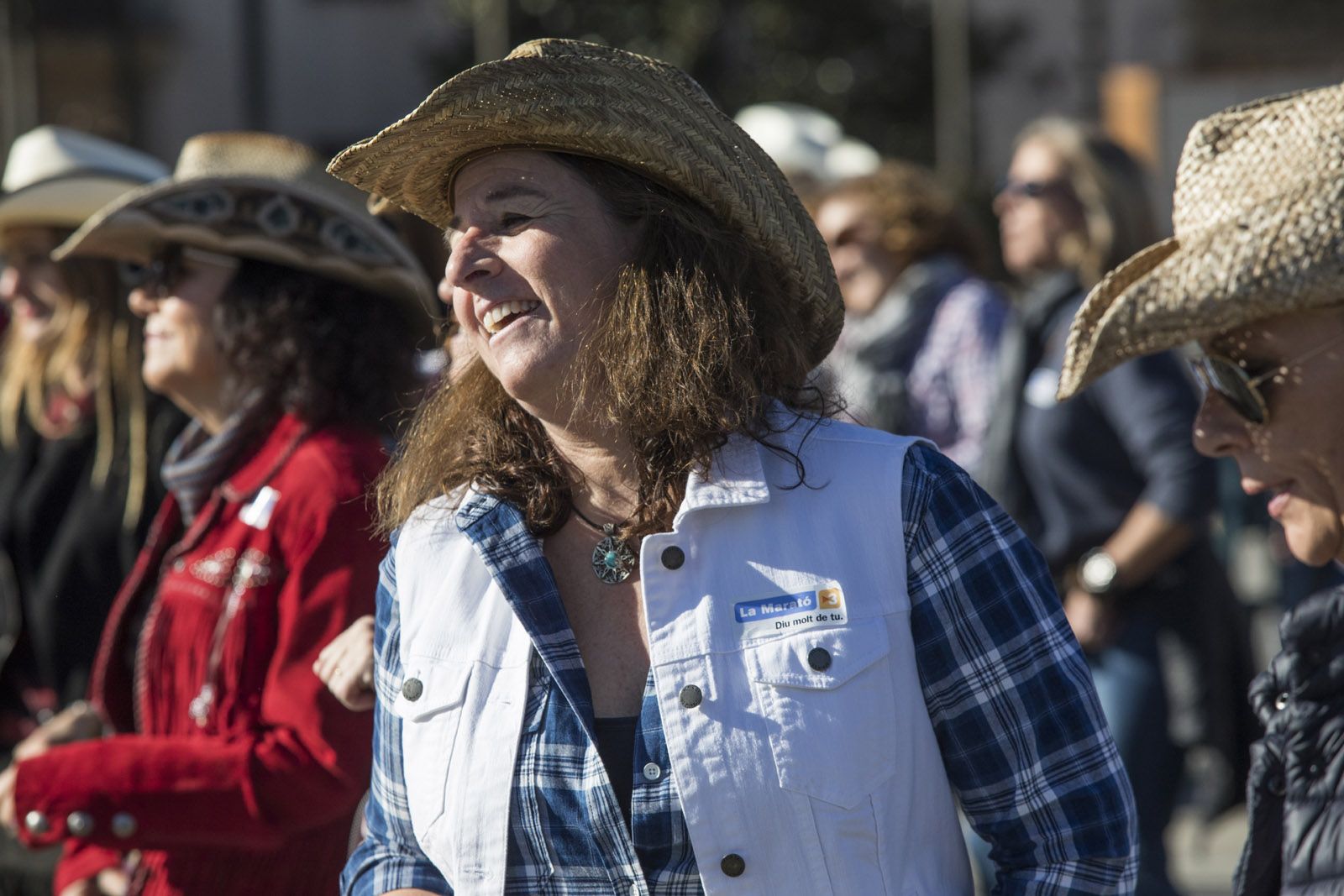 Ballada de Country solidària per la Marató de TV3 a la Plaça del Rei. FOTO: Lali Puig