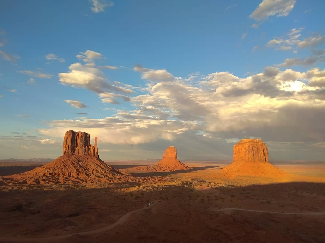 @cristina.talavera2  "Monument Valley"