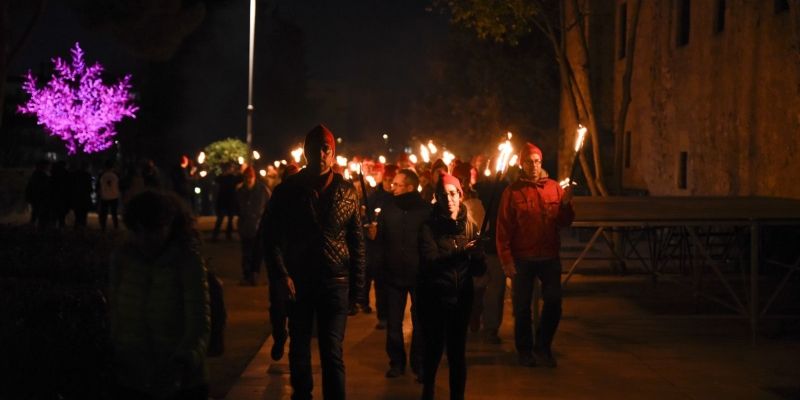 La primera representació coincideix amb la celebració del Camí de Justícia. FOTO: Bernat Millet