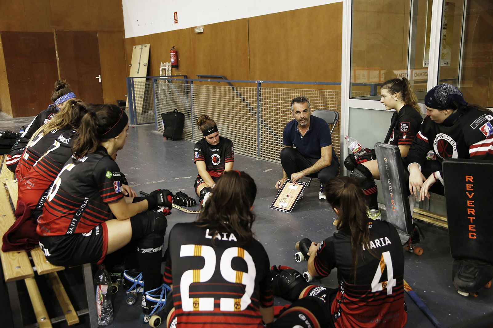 Hoquei sobre patins femení. Partit de lliga. PHC Sant Cugat- Cerdanyola CH. FOTO: Anna Bassa