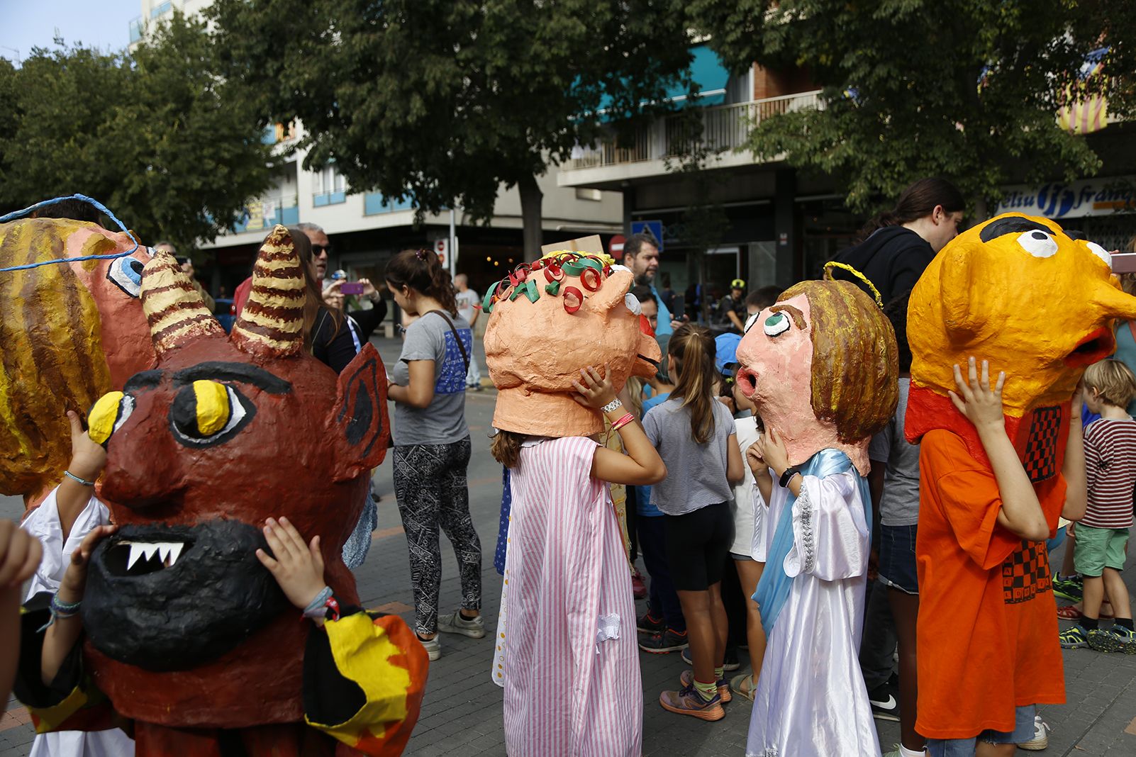 Cercavila d'Escoles i Geganters de Sant Cugat. FOTO: Anna Bassa