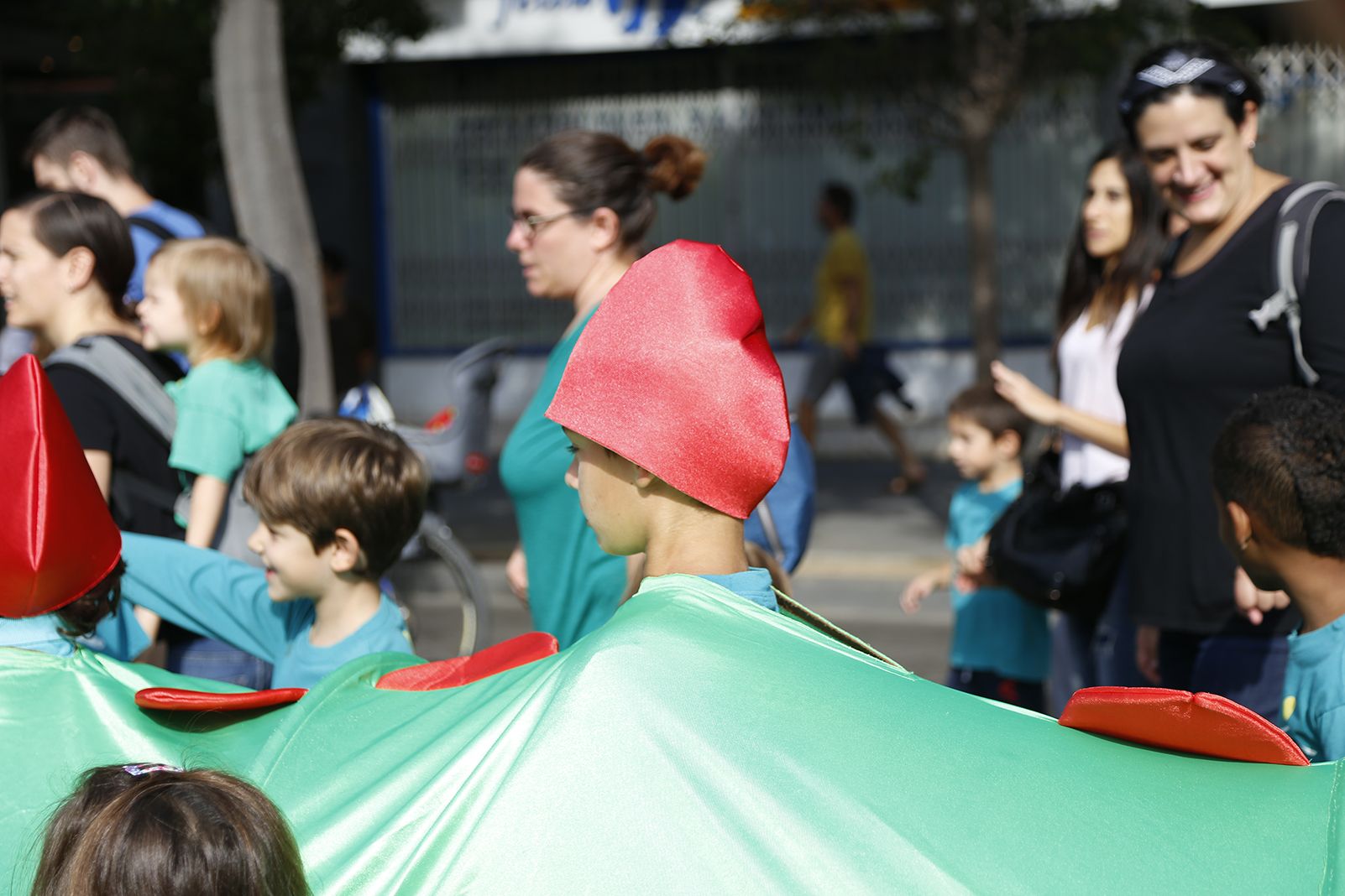 Cercavila d'Escoles i Geganters de Sant Cugat. FOTO: Anna Bassa