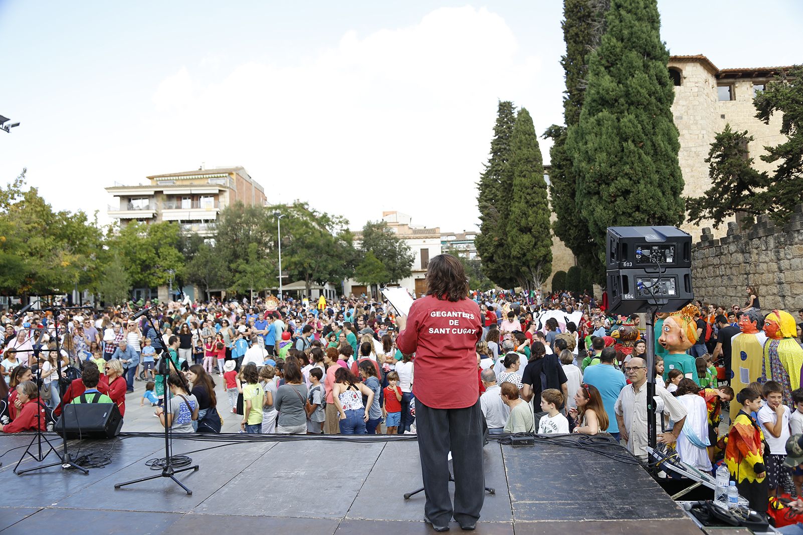 Parlaments cercavila. FOTO: Anna Bassa