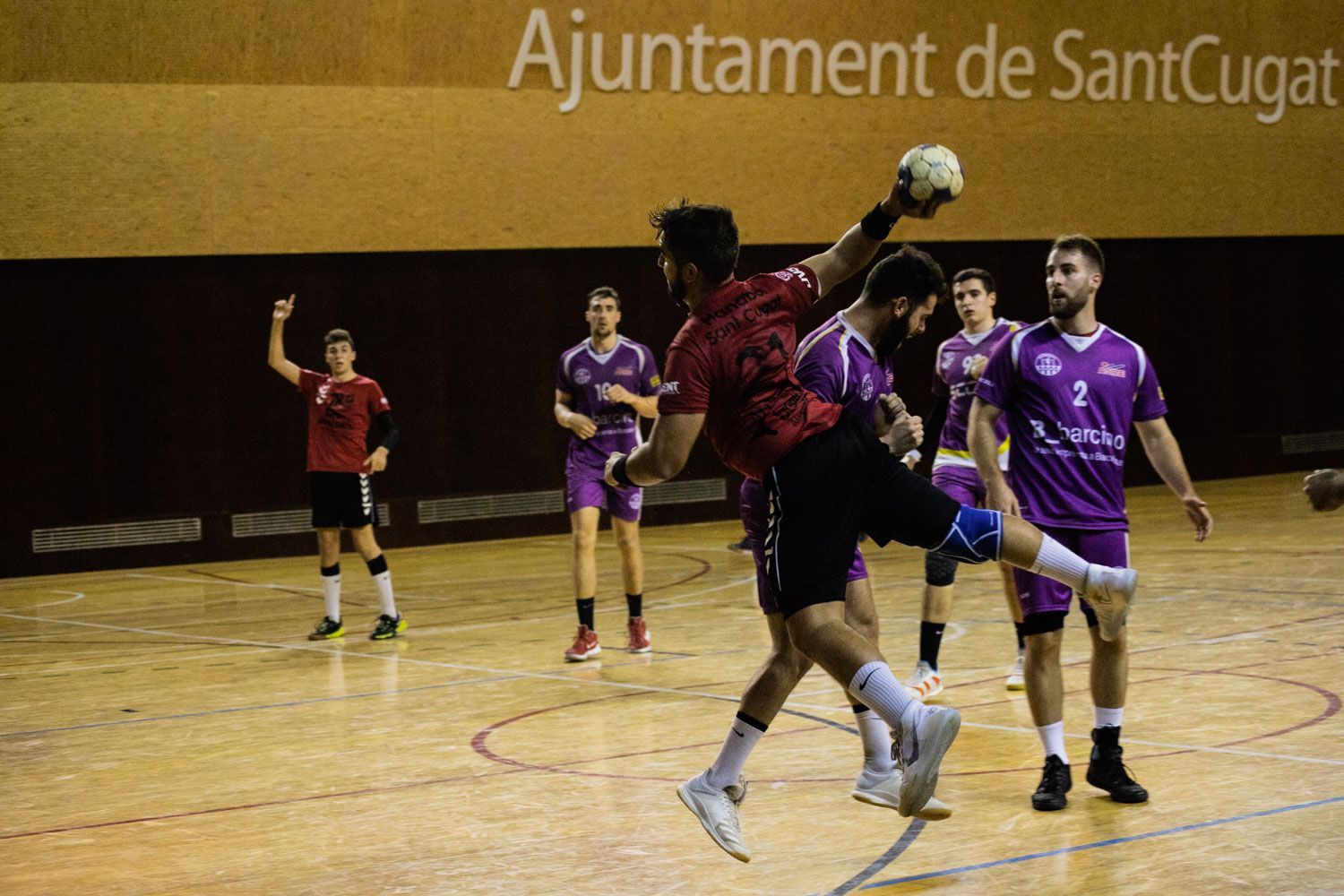 El Club Handbol Sant Cugat Guanya Un Rival Directe I Es Distancia A Sis ...