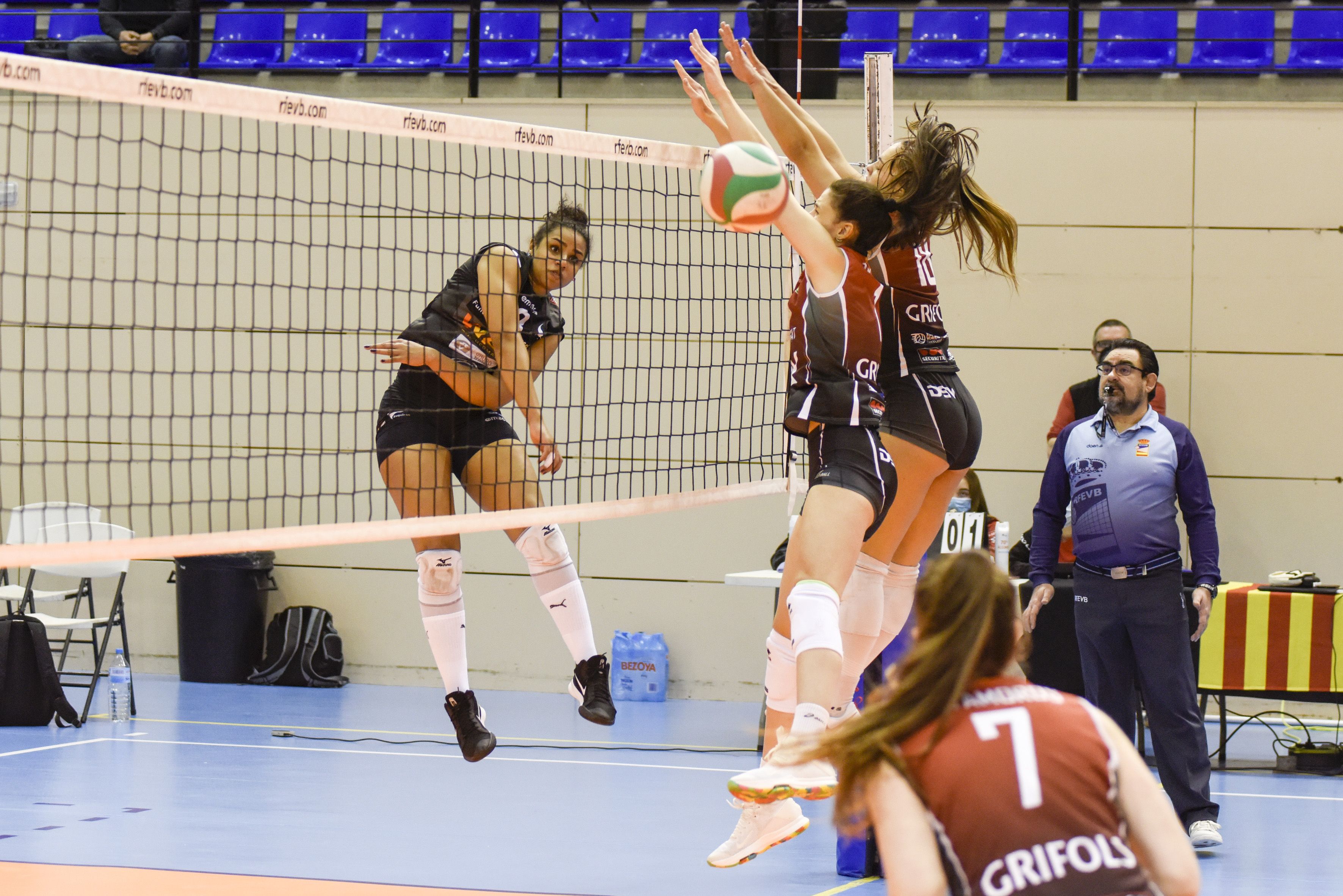 Voleibol femeni superlliga iberdrola DSV CV Sant Cugat Cajasol Voley dos hermanas Fotos Bernat Millet 22