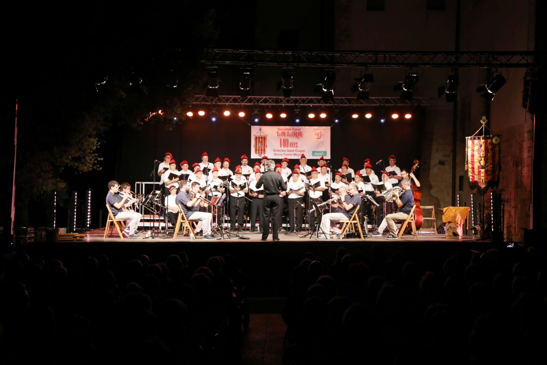 Concert de Festa Major a càrrec de la Societat Coral La Lira i la Cobla Sant Jordi. FOTO: Anna Bassa