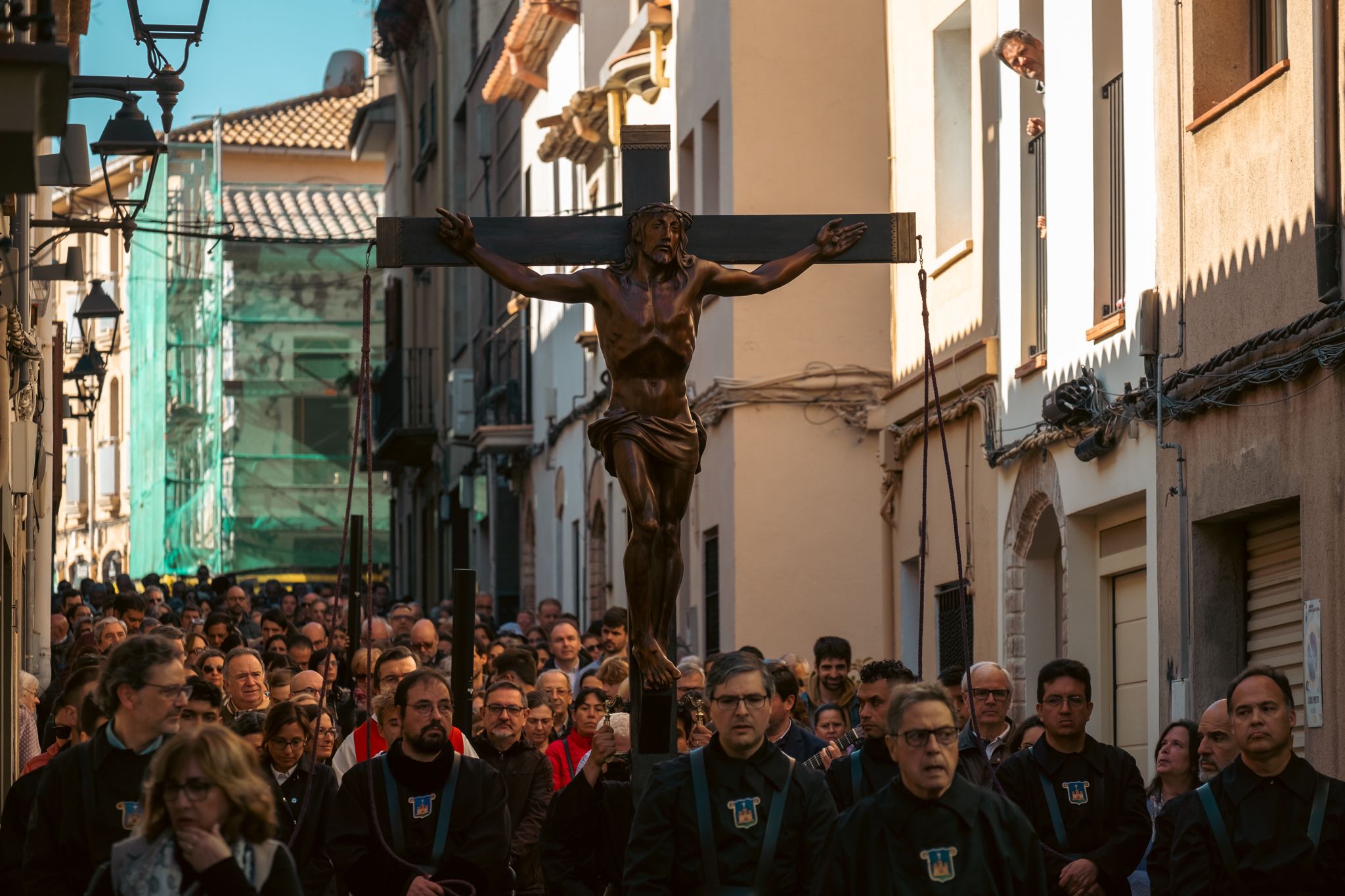 Via Crucis pels carrers de Sant Cugat. FOTO: Ale Gómez