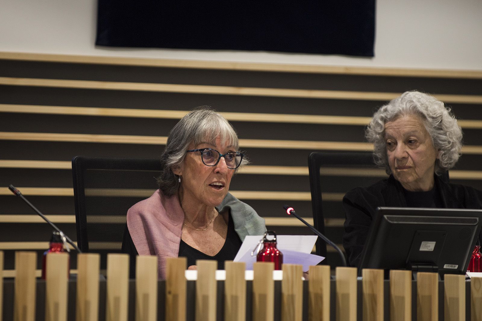 Nomenament com a fills predilectes de Sant Cugat de Marta Pessarrodona, Josep Pla Narbona i Àngels Ribé. FOTO: Bernat Millet.